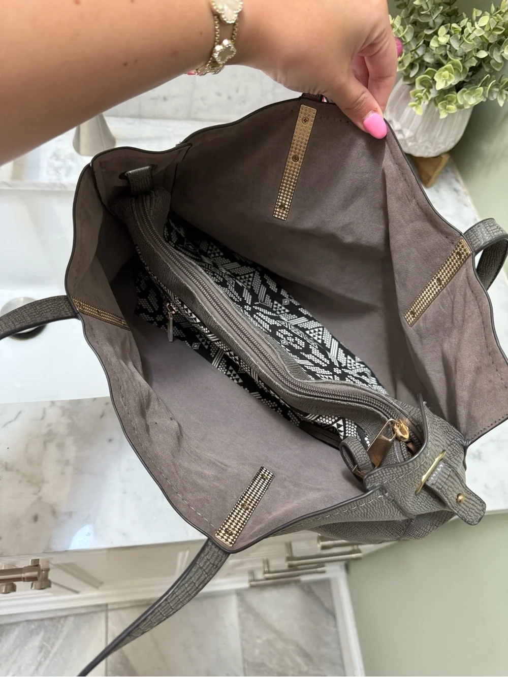 Authentic Tory Burch Amanda Embossed Leather Tote (Gray), circa 2013–2014